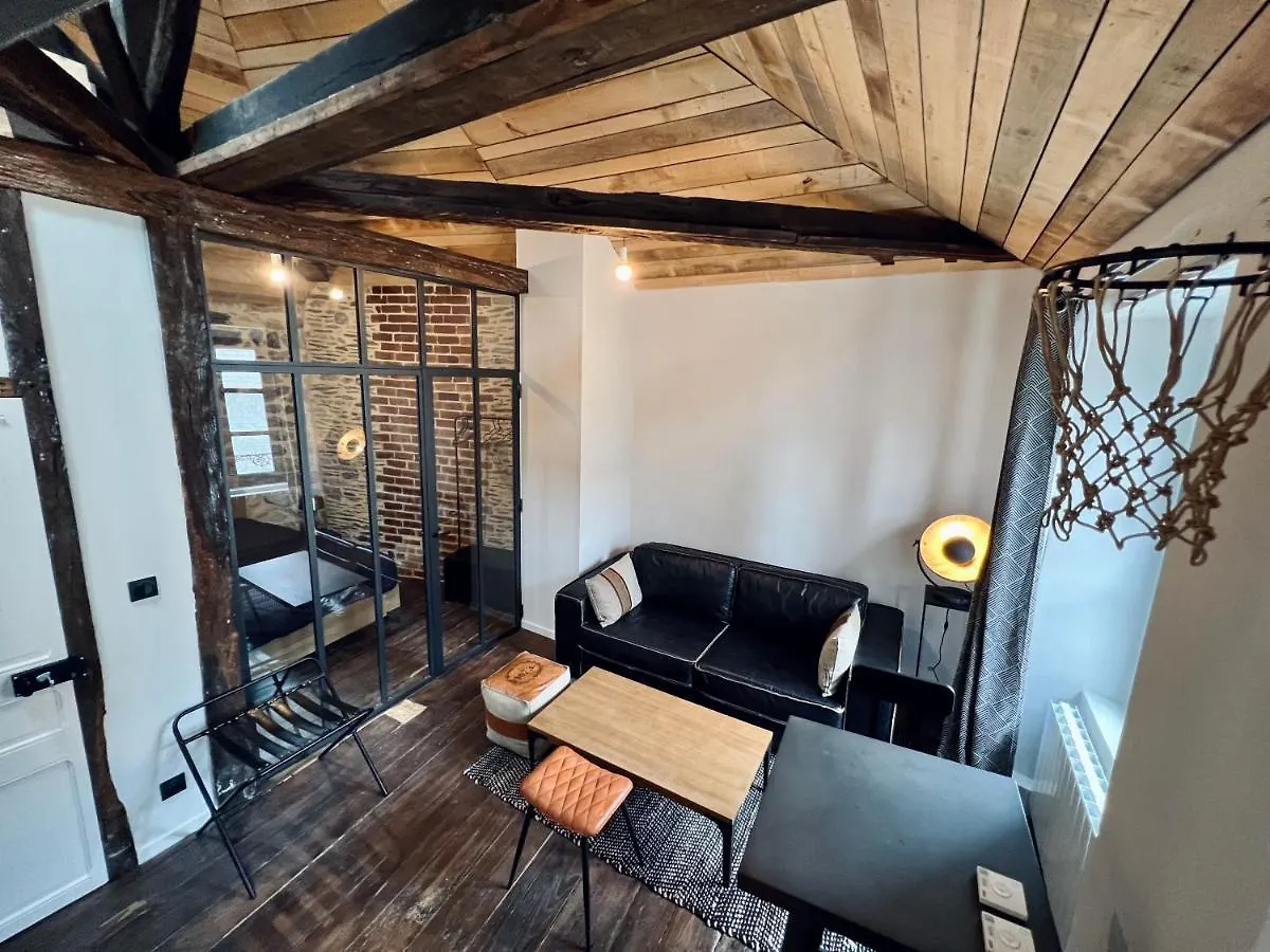 Les Suites De La Tour D'Embas Vitré Francia